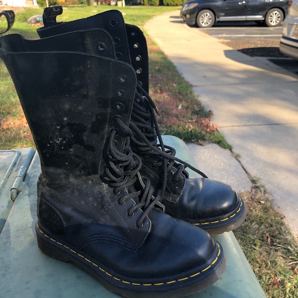 dr MARTINS BOOTS